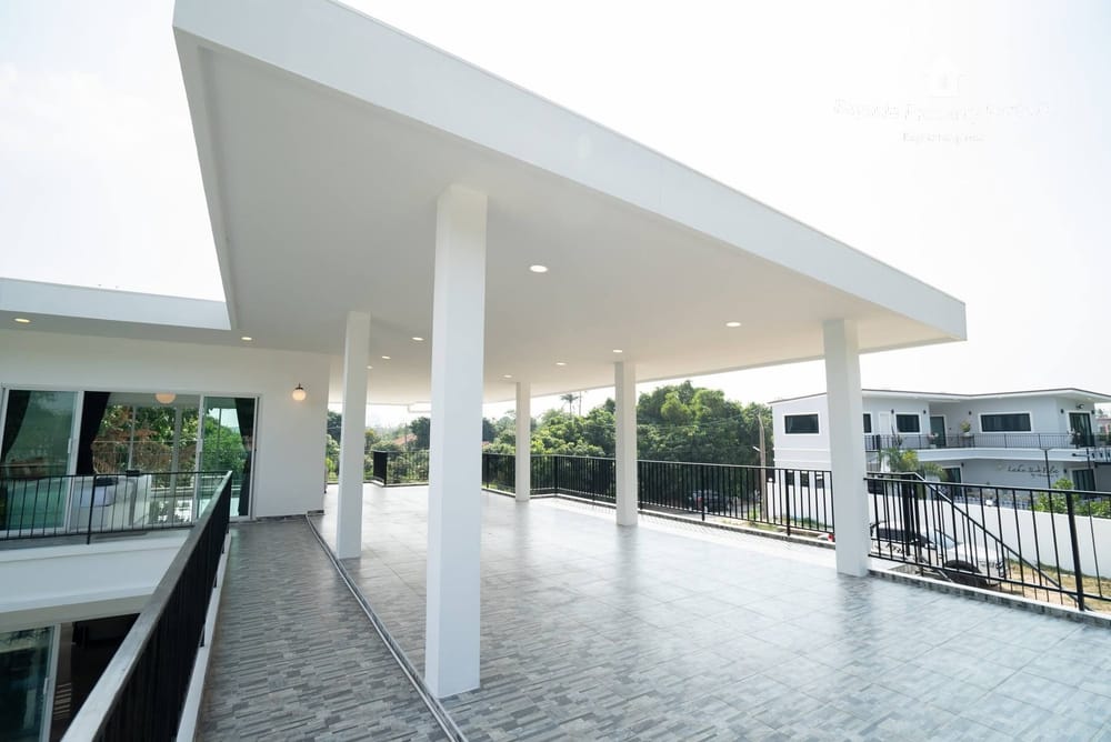 6-Bedroom Pool Villa for Sale or Rent in East Pattaya - Pet Friendly with Air Conditioning 5