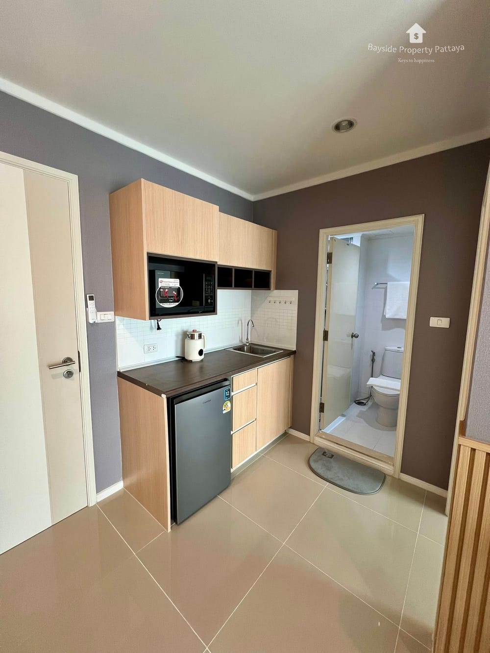 Sea View Condo for Sale in Lumpini Park Beach Jomtien, Pattaya with Air Conditioning 6