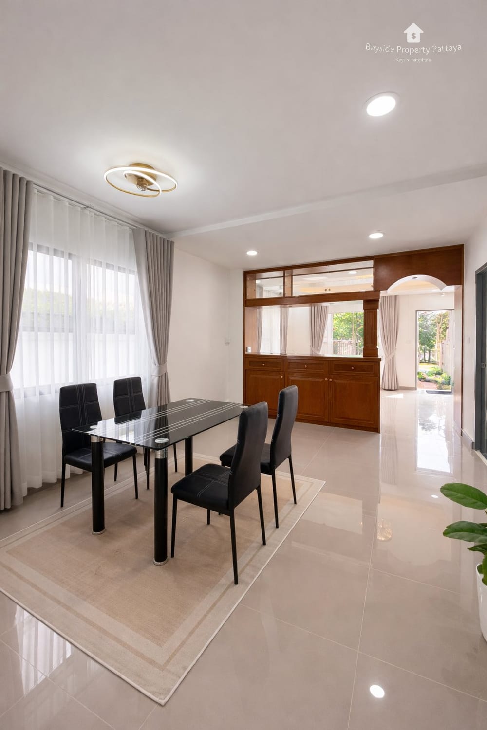 3-Bedroom Townhouse for Sale in East Pattaya with Air Conditioning 9
