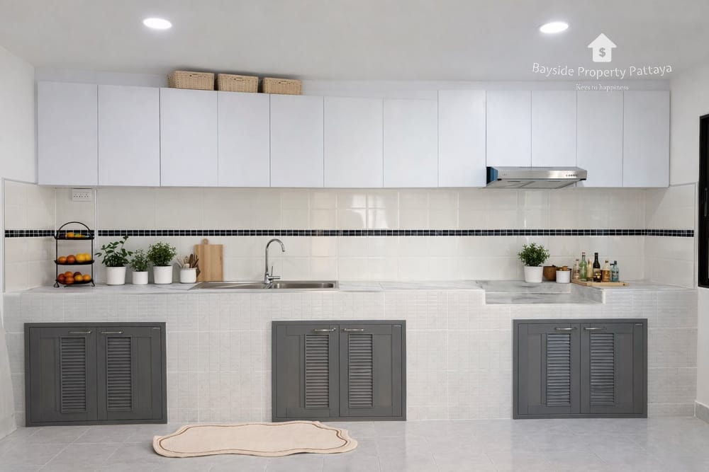 3-Bedroom Townhouse for Sale in East Pattaya with Air Conditioning 15