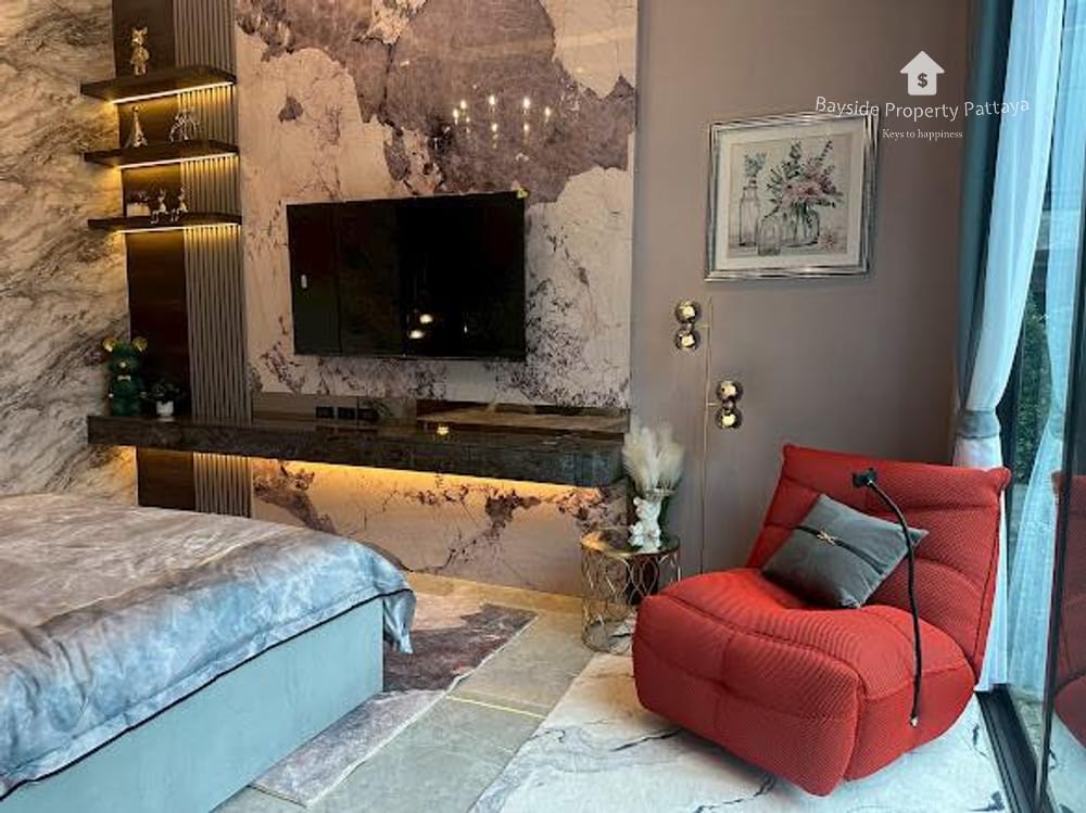 Spacious 3-Bedroom Villa for Sale in East Pattaya with Air Conditioning 4