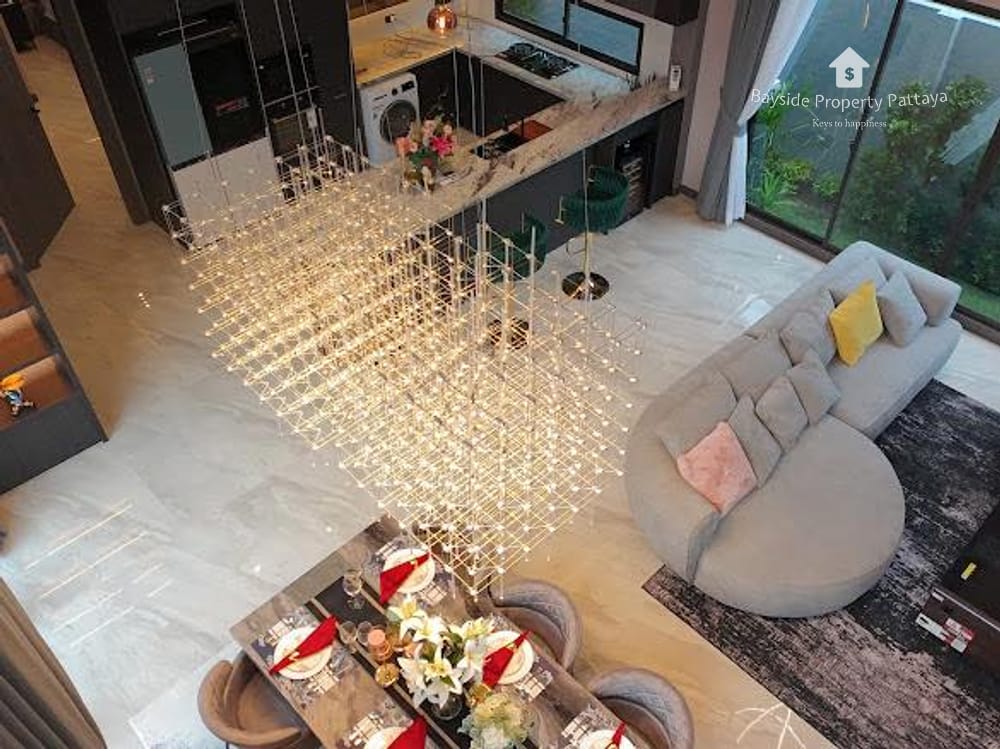 Spacious 3-Bedroom Villa for Sale in East Pattaya with Air Conditioning 12