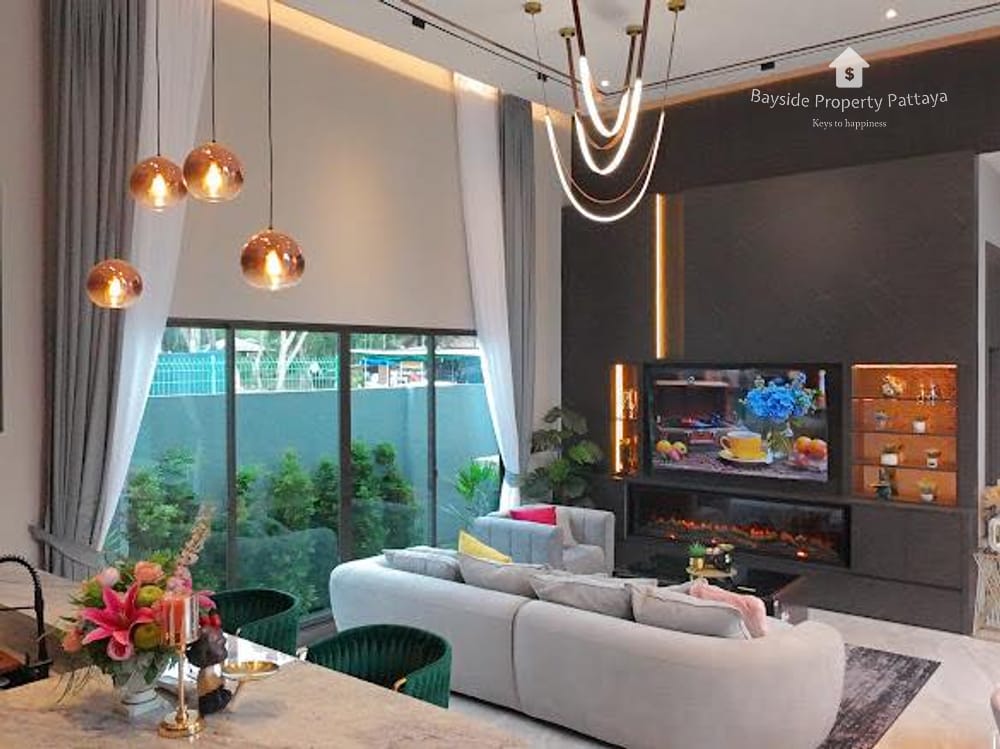 Spacious 3-Bedroom Villa for Sale in East Pattaya with Air Conditioning 17