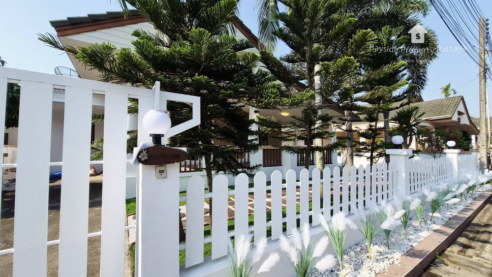 3-Bedroom Detached House with Air Conditioning for Sale in Huai Yai, Pattaya 7