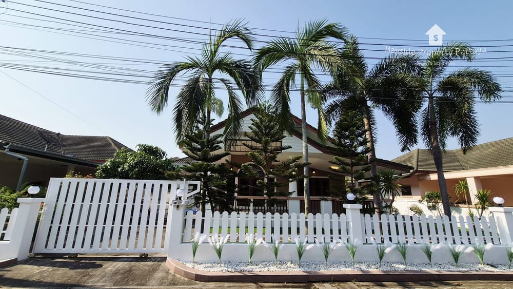 3-Bedroom Detached House with Air Conditioning for Sale in Huai Yai, Pattaya 2