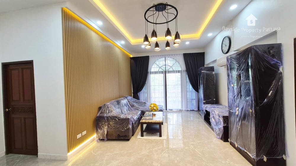 3-Bedroom Detached House with Air Conditioning for Sale in Huai Yai, Pattaya 14
