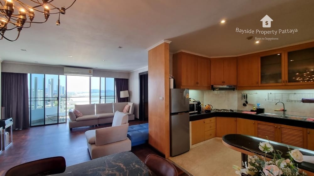 Beachfront 3-Bedroom Condo for Rent at Goldensand Beachside Condominium, Na Jomtien, Pattaya 6