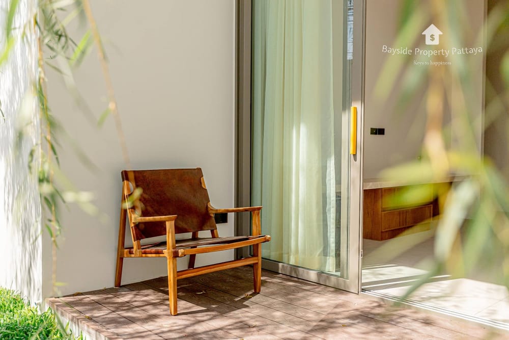 Продается 4-к. вилла, 350м², Dhewee Resort 16