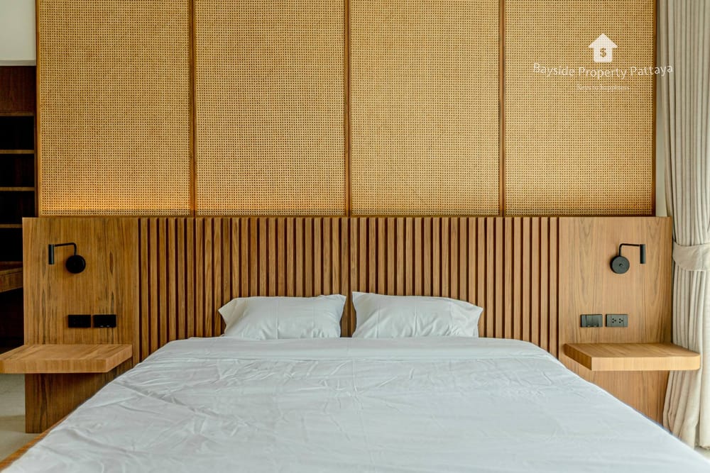 Продается 4-к. вилла, 350м², Dhewee Resort 21