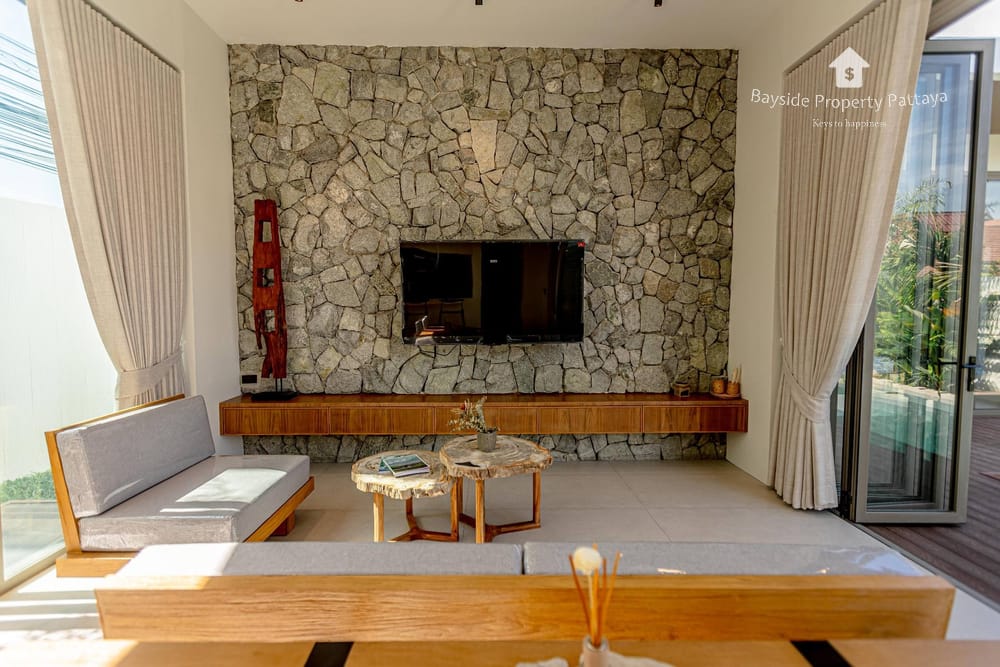 Продается 4-к. вилла, 350м², Dhewee Resort 23