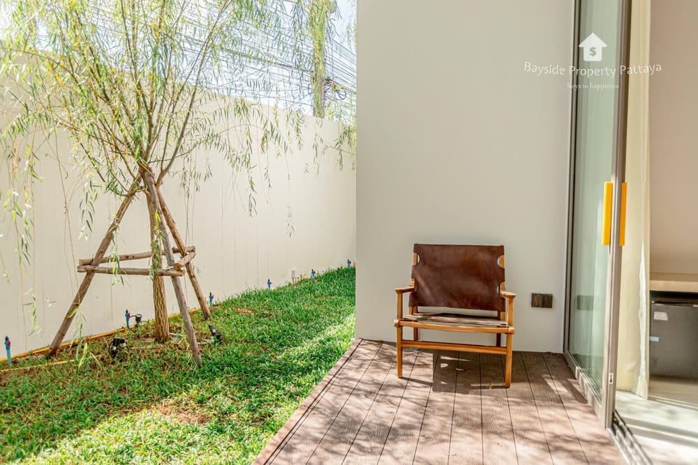 Продается 4-к. вилла, 350м², Dhewee Resort 27