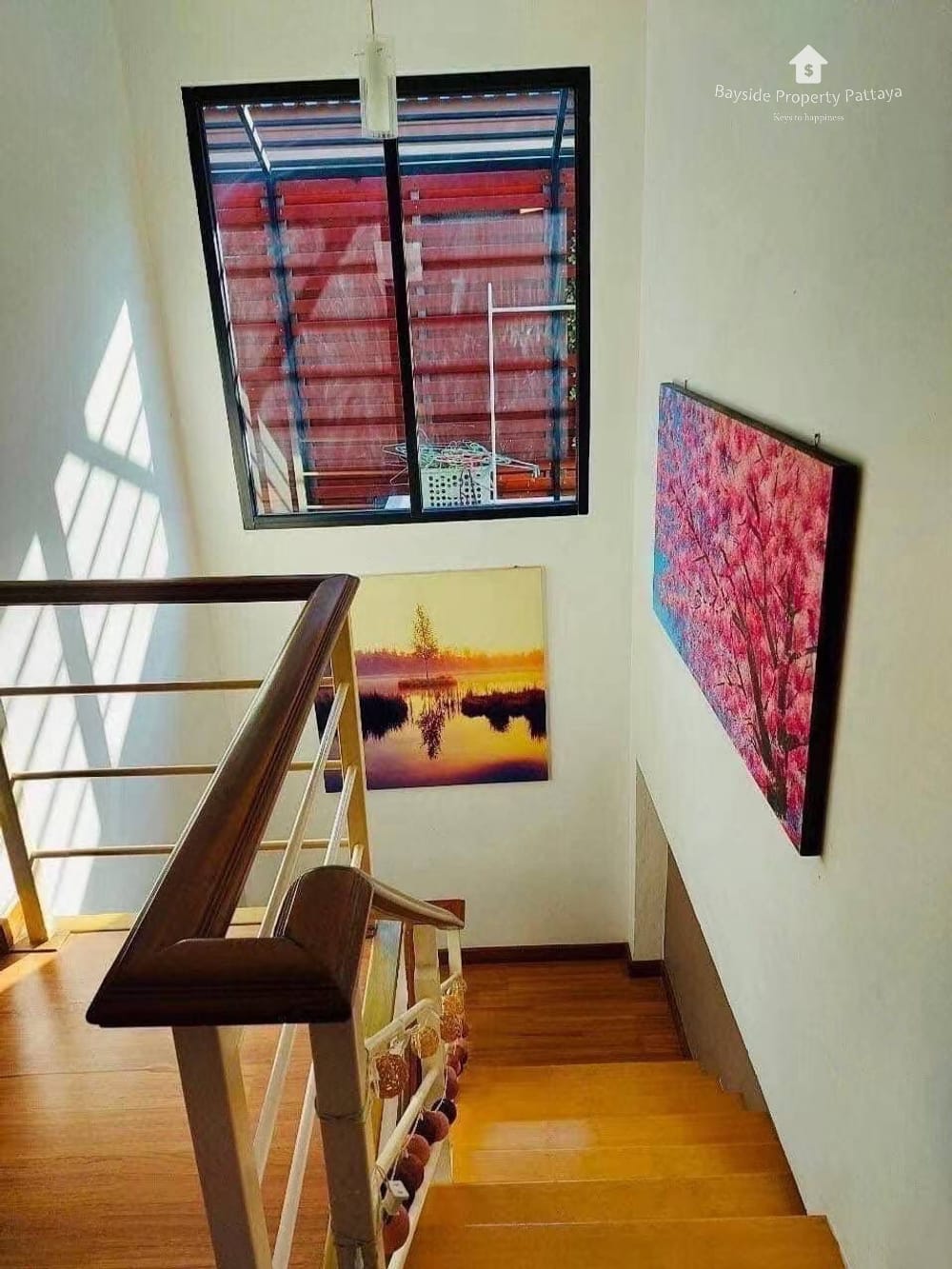 4-Bedroom Detached House for Sale in Uraiwan Park View, East Pattaya - Pet Friendly with AC 4