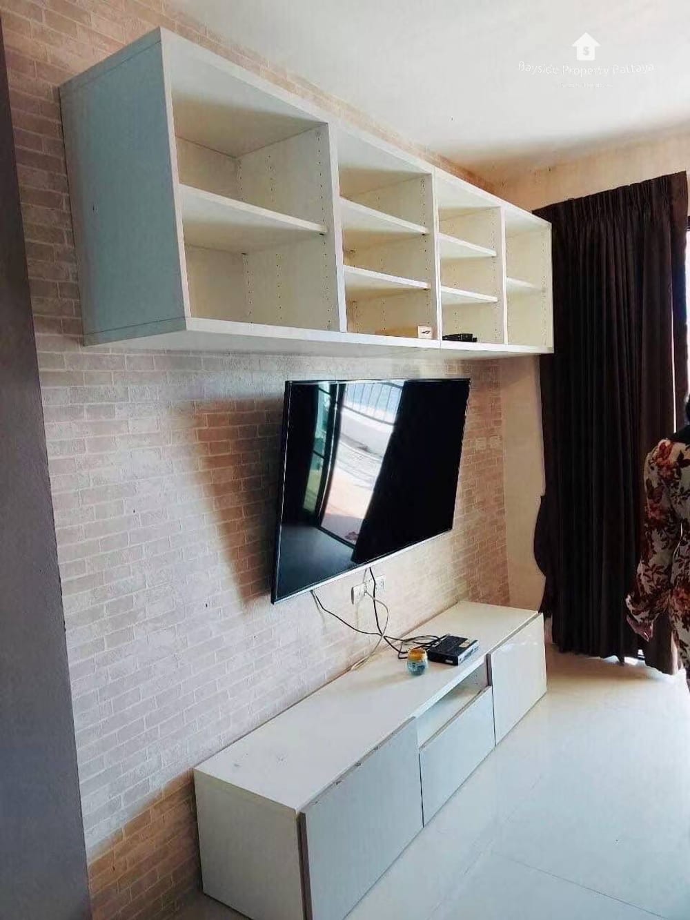 4-Bedroom Detached House for Sale in Uraiwan Park View, East Pattaya - Pet Friendly with AC 9