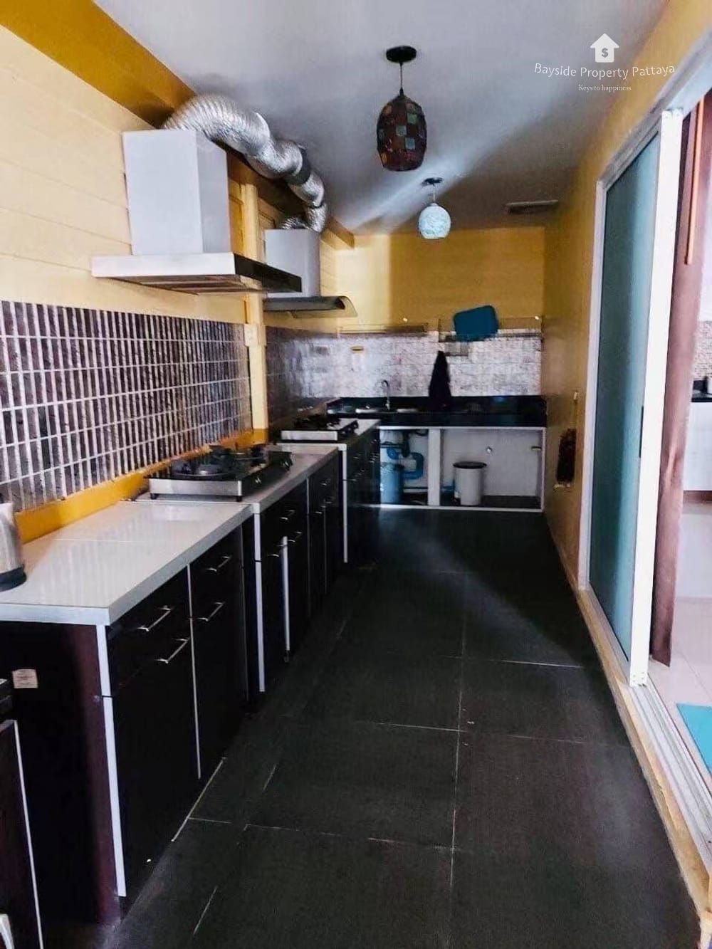 4-Bedroom Detached House for Sale in Uraiwan Park View, East Pattaya - Pet Friendly with AC 11