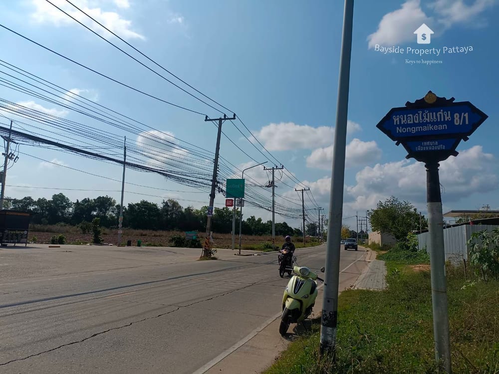 Prime Land for Sale Near Schools in East Pattaya 4
