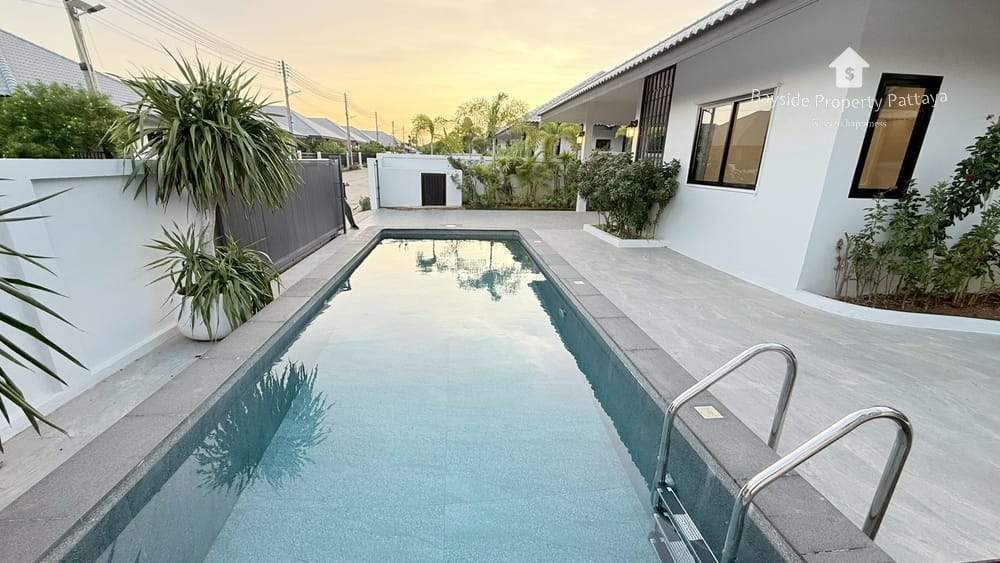3-Bedroom Villa for Sale in Nibbana Shade, East Pattaya - Pet Friendly with 24/7 Security 2