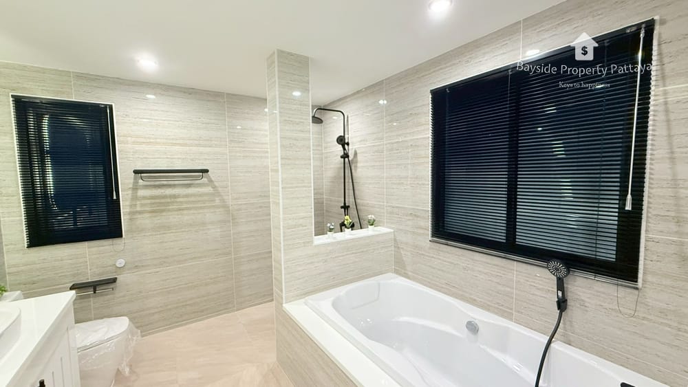 3-Bedroom Villa for Sale in Nibbana Shade, East Pattaya - Pet Friendly with 24/7 Security 10