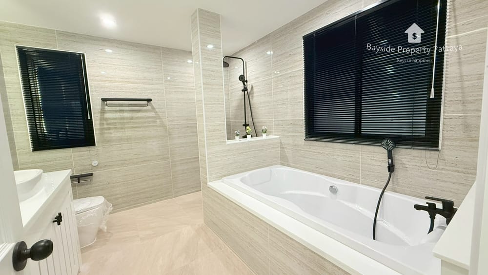 3-Bedroom Villa for Sale in Nibbana Shade, East Pattaya - Pet Friendly with 24/7 Security 15