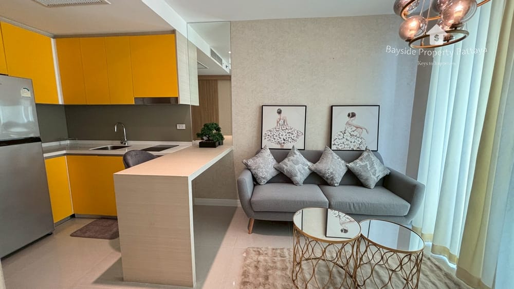 1-Bedroom Condo for Rent in The Riviera Jomtien with City View and Air Conditioning 2