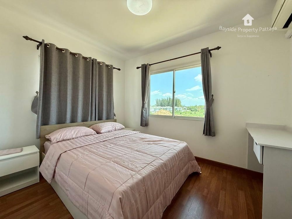 Pet-Friendly 3-Bedroom Detached House for Sale in East Pattaya with Air Conditioning 6