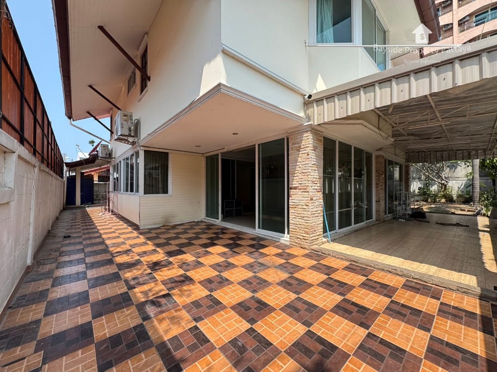 Продается 4-к. дом, 300м², в ЖК «Jomtien», Паттайя 3