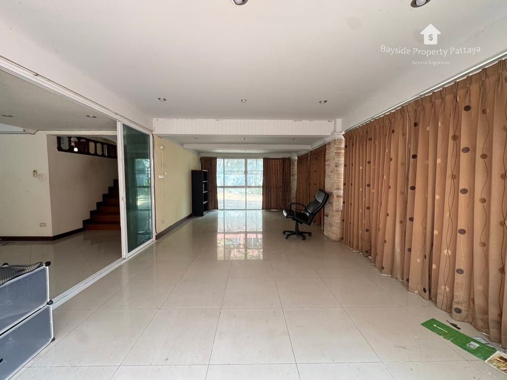 Продается 4-к. дом, 300м², в ЖК «Jomtien», Паттайя 4