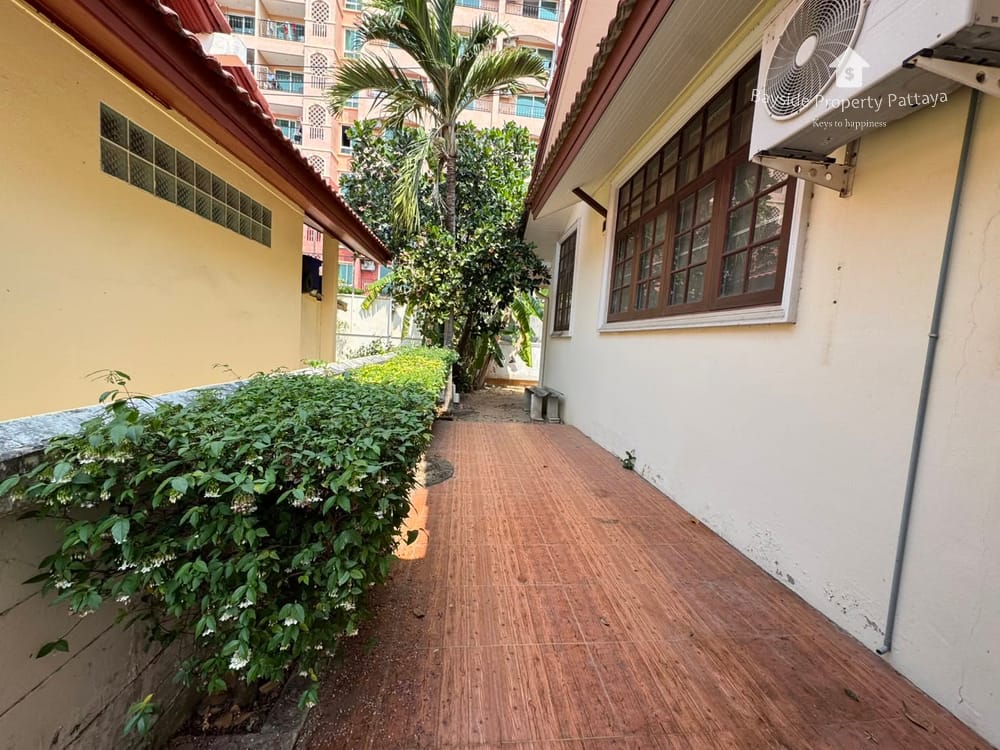 Продается 4-к. дом, 300м², в ЖК «Jomtien», Паттайя 18