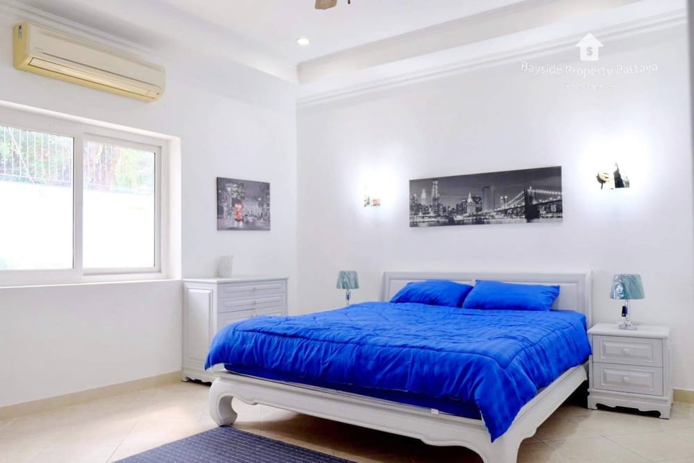 Spacious 7-Bedroom Villa for Sale and Rent in Majestic Residence, Pratumnak 7