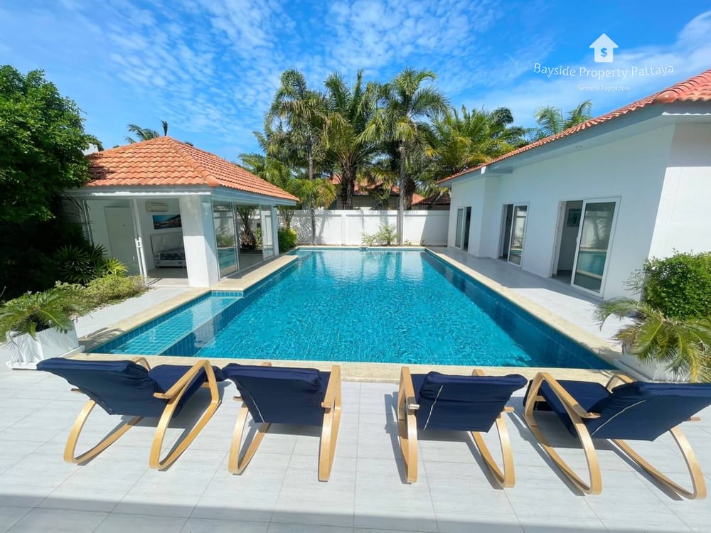 Spacious 7-Bedroom Villa for Sale and Rent in Majestic Residence, Pratumnak 1