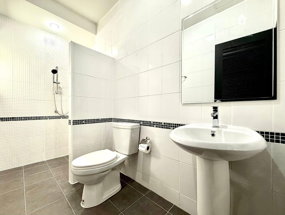 Продаю 3-к. вилла, 300м², 2/2 эт. в КП Harmony Ville 8