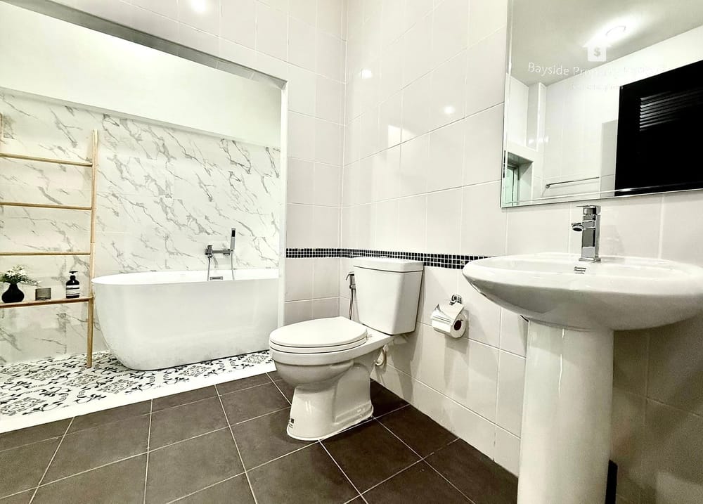 Продаю 3-к. вилла, 300м², 2/2 эт. в КП Harmony Ville 18