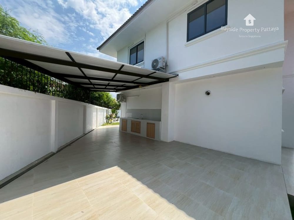 芭提雅中天海滩View point Villa Jomtien泳池别墅248平米4室4卫出售 5