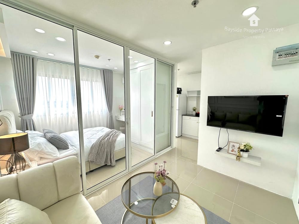 1 Bedroom City View Condo for Sale in Lumpini Condo Town North Pattaya - Sukhumvit 20