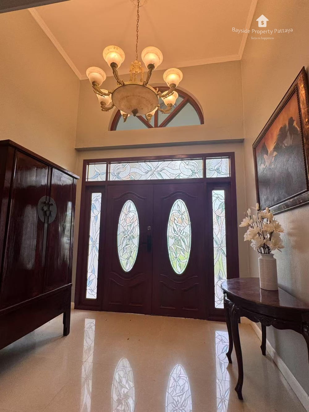 Spacious 3-Bedroom Pool Villa for Sale in East Pattaya - Pet Friendly with Air Conditioning 11