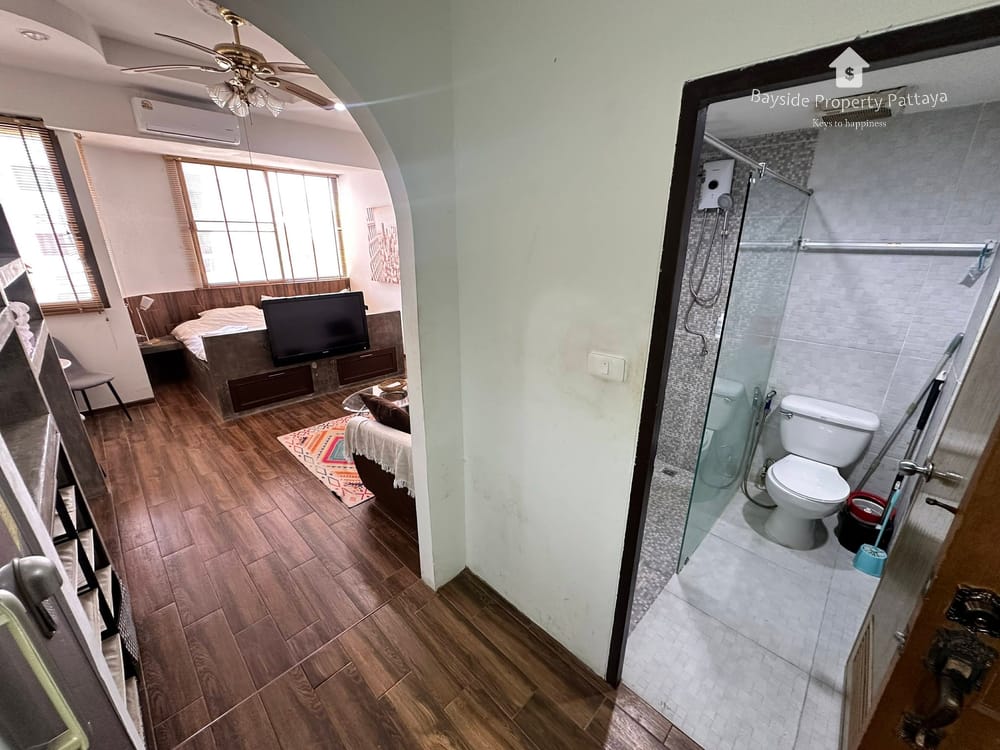 Studio for Sale in Thepthip Mansion - City View in Pratumnak, Pattaya 7