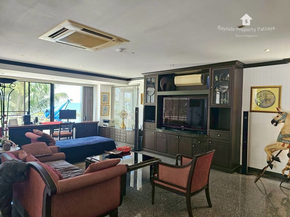 Baan Rimpha: Strandnahe 3-Zimmer-Maisonette zum Verkauf am Wongamat Beach 3