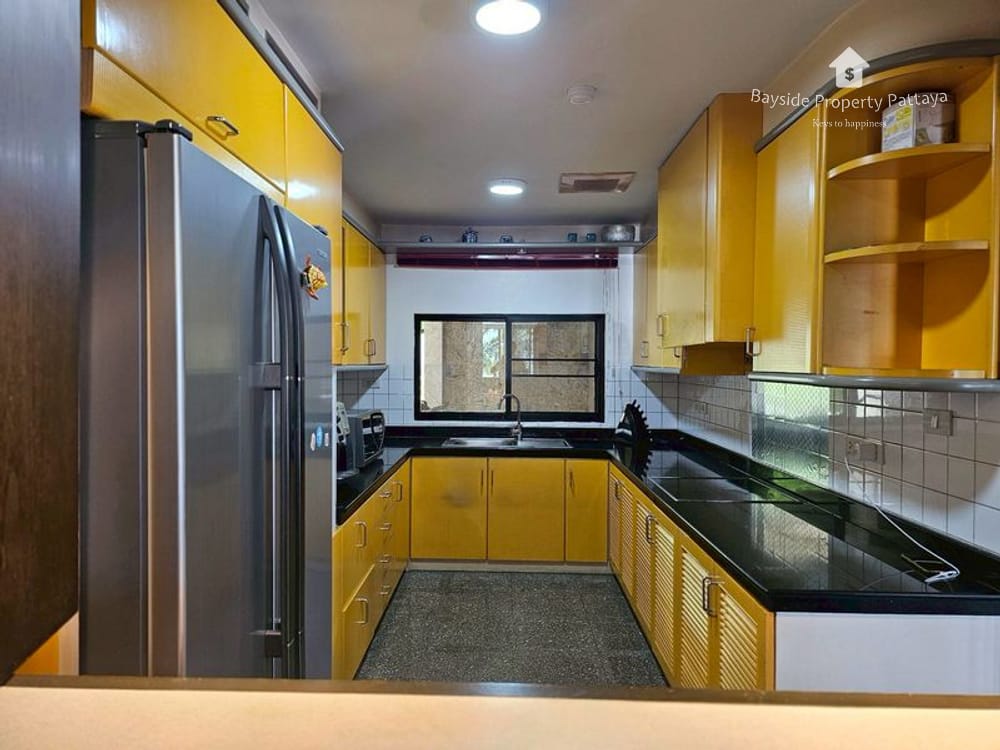 Baan Rimpha: Strandnahe 3-Zimmer-Maisonette zum Verkauf am Wongamat Beach 10