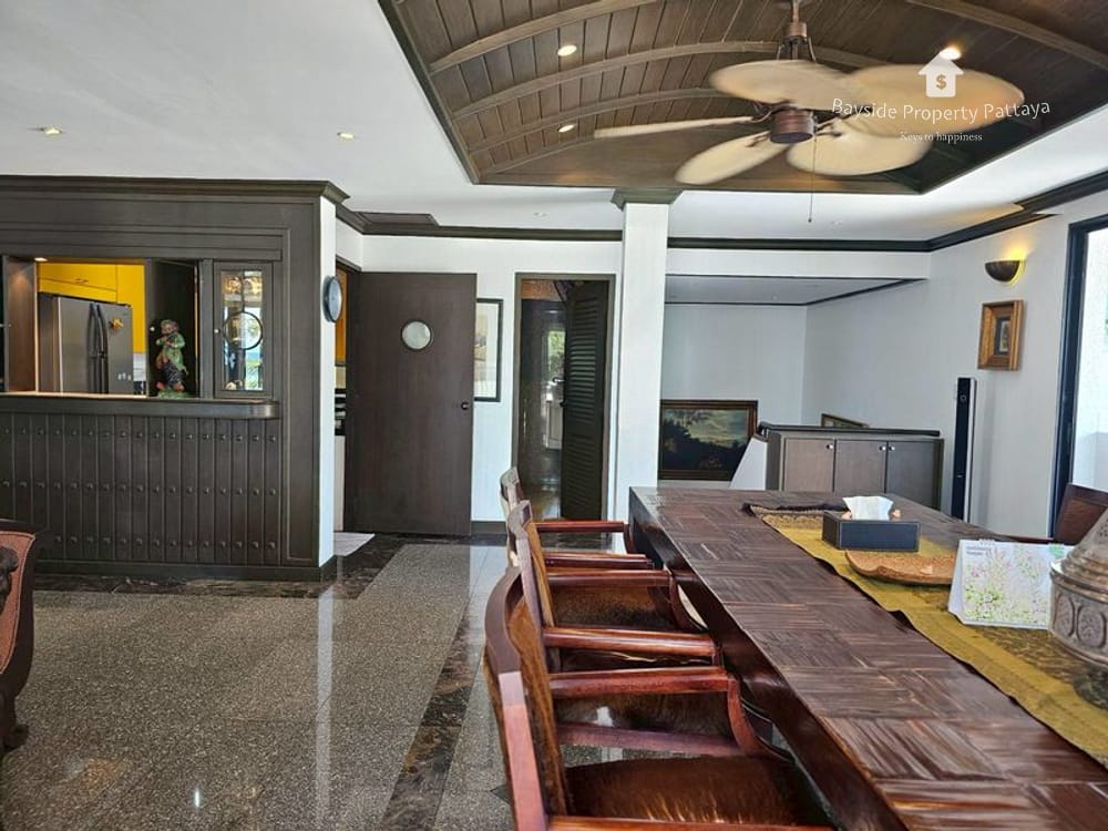 Baan Rimpha: Strandnahe 3-Zimmer-Maisonette zum Verkauf am Wongamat Beach 8