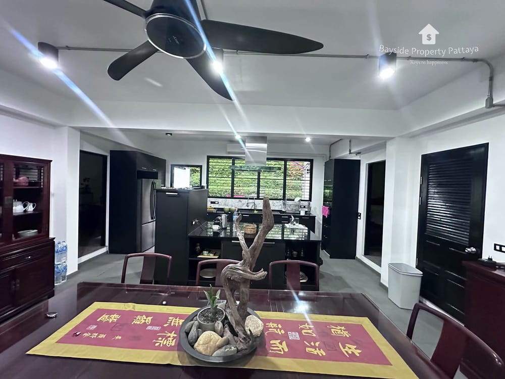 Großzügige 4-Schlafzimmer Pool-Villa in Bang Saray, Pattaya – Haustierfreundlich & Klimatisiert 5