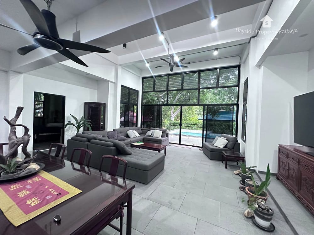 Großzügige 4-Schlafzimmer Pool-Villa in Bang Saray, Pattaya – Haustierfreundlich & Klimatisiert 7