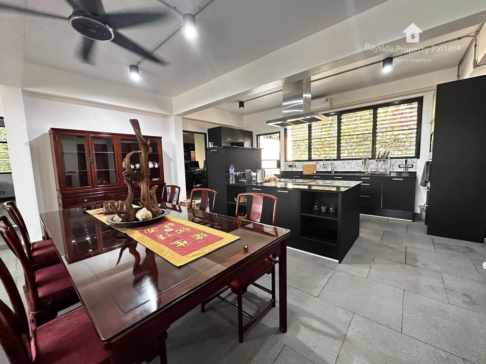 Großzügige 4-Schlafzimmer Pool-Villa in Bang Saray, Pattaya – Haustierfreundlich & Klimatisiert 11