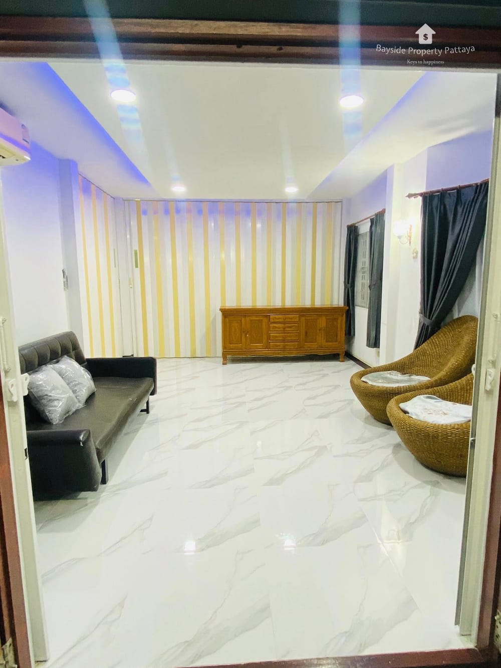 3-Bedroom Detached House for Rent in Pattaya Park Hill 4, Nong Pla Lai - Pet Friendly with Air Conditioning 14