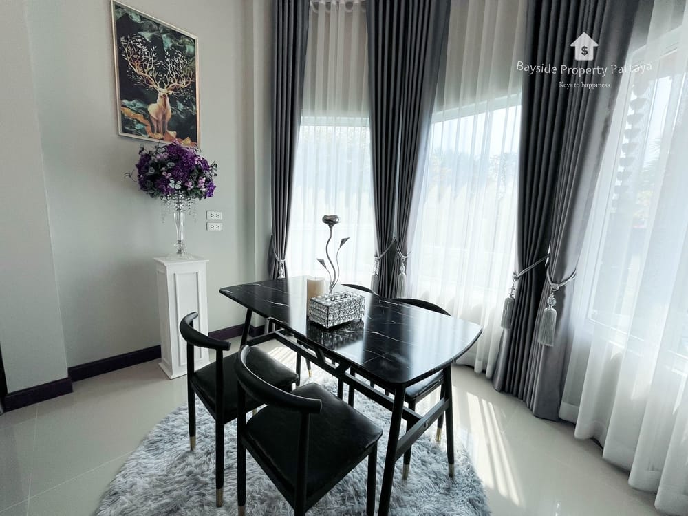 3-Bedroom Detached House for Sale in Pornthep Garden Ville 6, Nong Pla Lai, Pattaya with City View 6