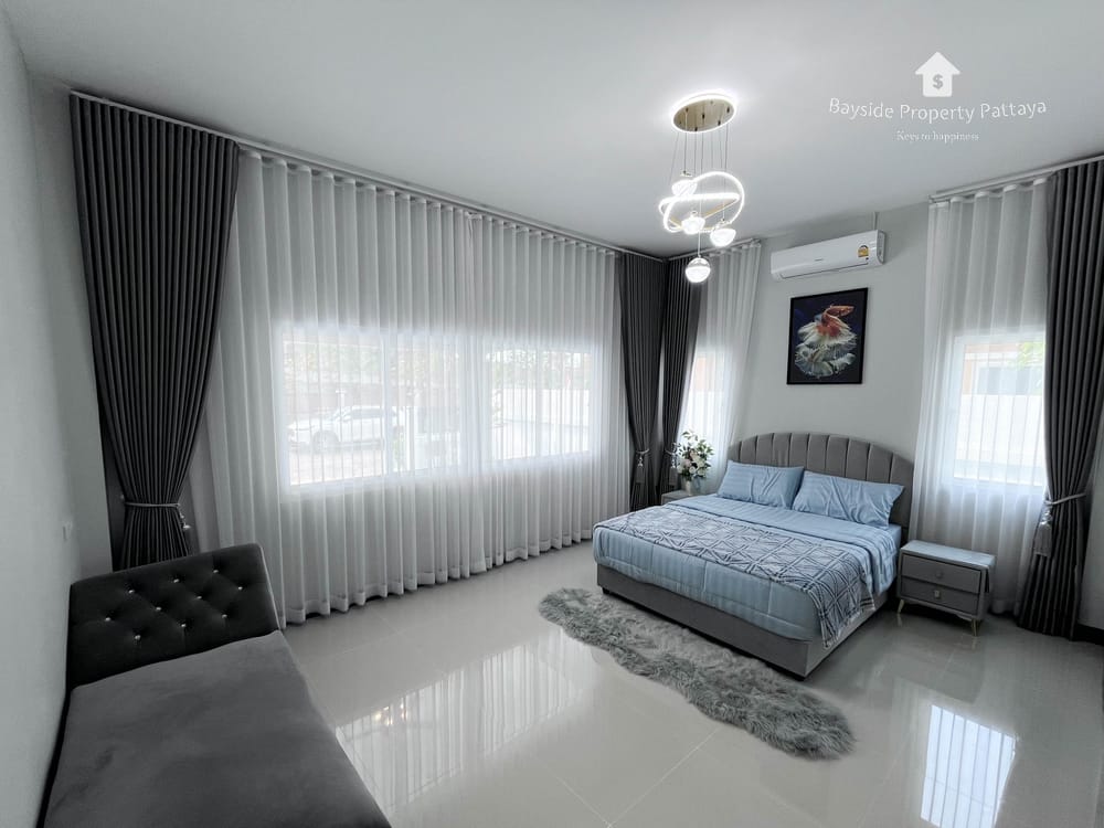 3-Bedroom Detached House for Sale in Pornthep Garden Ville 6, Nong Pla Lai, Pattaya with City View 12