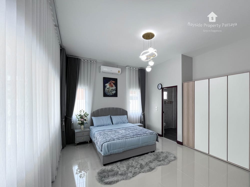 3-Bedroom Detached House for Sale in Pornthep Garden Ville 6, Nong Pla Lai, Pattaya with City View 13