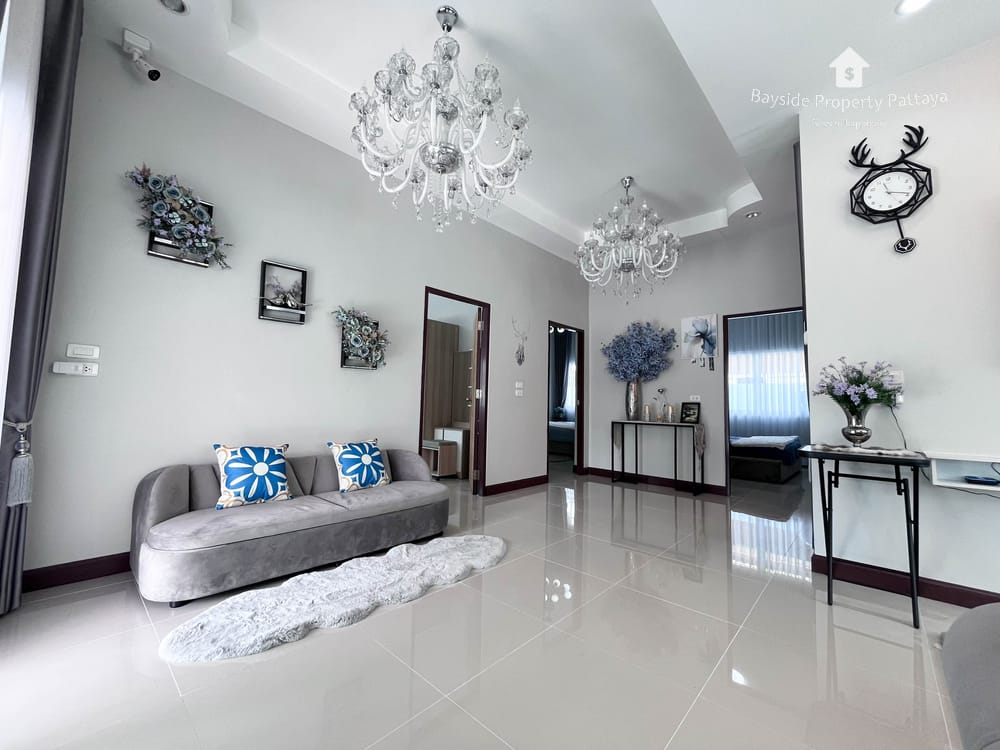 3-Bedroom Detached House for Sale in Pornthep Garden Ville 6, Nong Pla Lai, Pattaya with City View 11