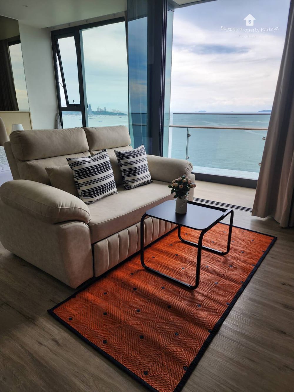Arom Wongamat, Pattaya: Exklusive 1-Zimmer-Strandwohnung zur Miete – 24/7 Sicherheit 7