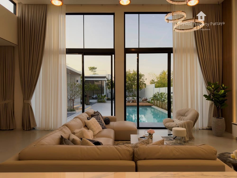 Modern 4-Bedroom Pool Villa for Sale in Nong Pla Lai, Pattaya - Pet Friendly with Air Conditioning 2