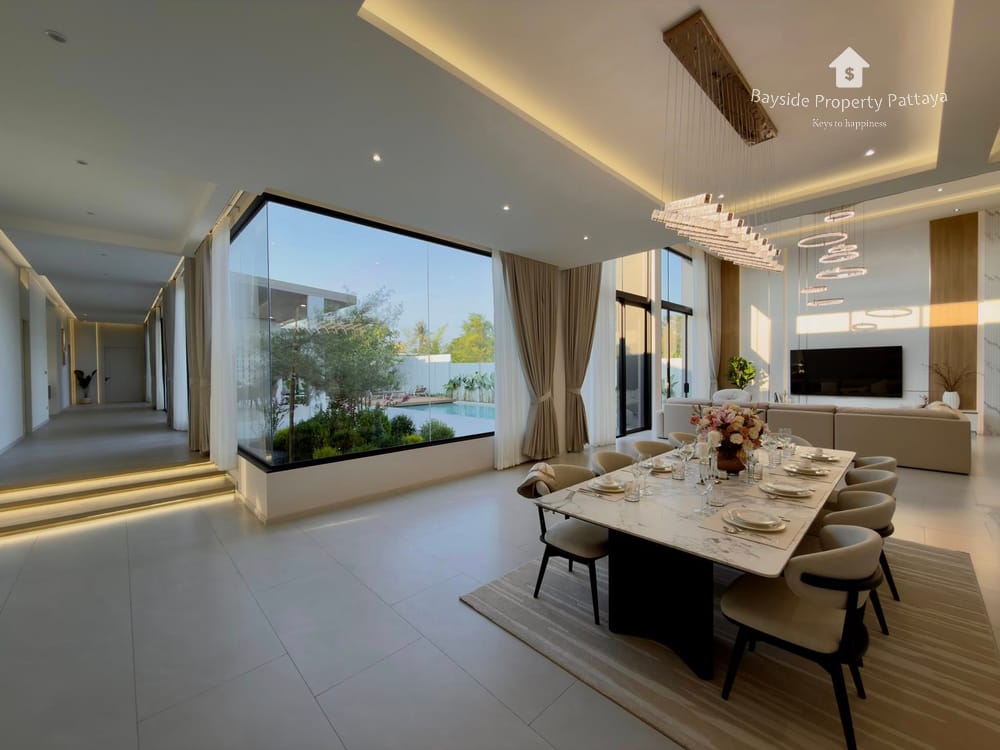 Modern 4-Bedroom Pool Villa for Sale in Nong Pla Lai, Pattaya - Pet Friendly with Air Conditioning 16