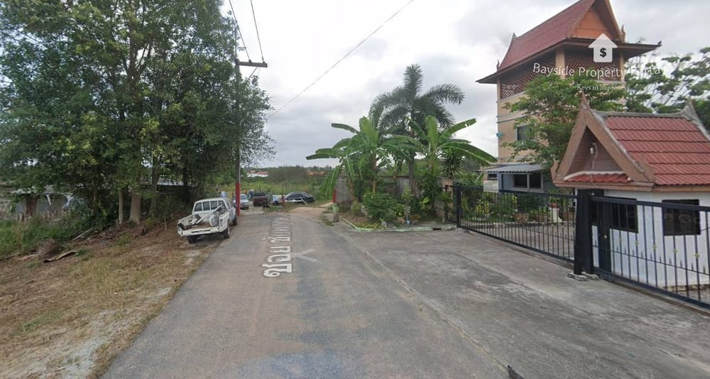 Prime Land for Sale in Jomtien, Pattaya - Conveniently Located Near Restaurants 3